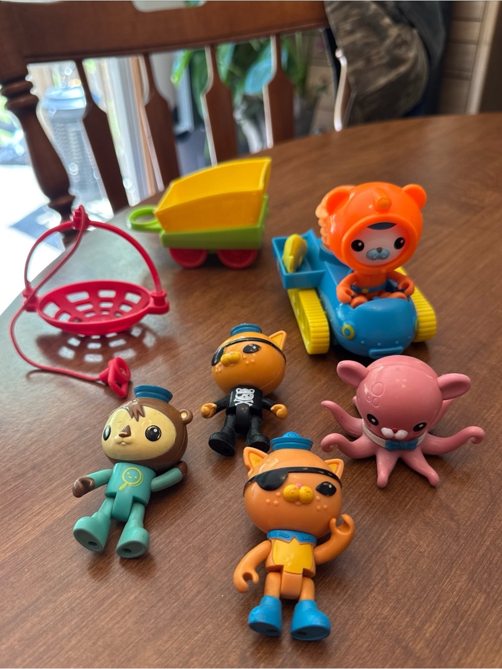 Octonauts Kids Toy Figure and accessory lot of 9 Captain barnacles octo buggy